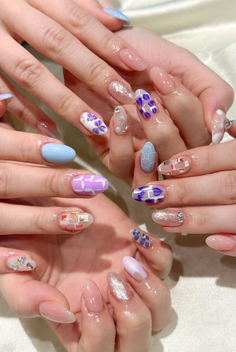 PinPilot landing — vertical pin preview 11